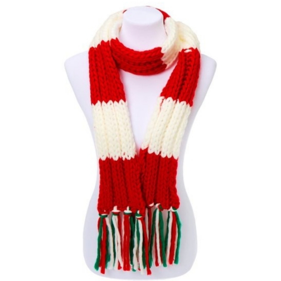 NWT Plush Holiday Scarf - Picture 3 of 6